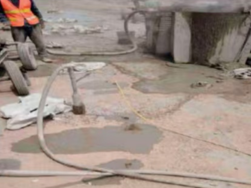 海晏水泥混凝土路面板底注浆技术 路面脱空注浆整治方案