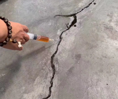 海晏混凝土裂缝修补技术详解​
